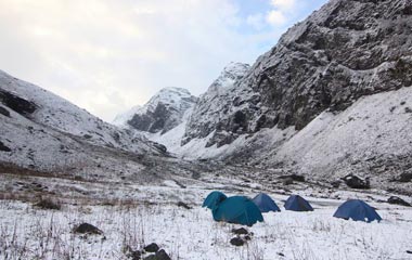 Inderhara Pass Trek