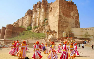 Explore Forts and Palaces of Rajasthan Tour by Flight
